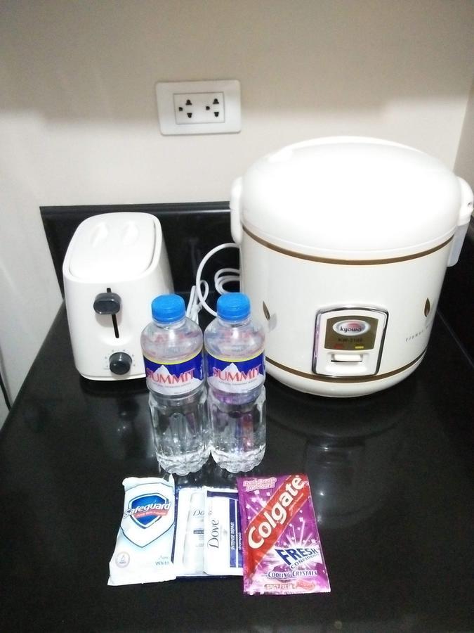 Condo Apartment near Manila Airport NAIA T3 Esterno foto