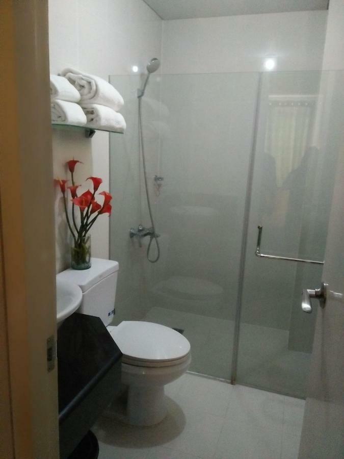 Condo Apartment near Manila Airport NAIA T3 Esterno foto